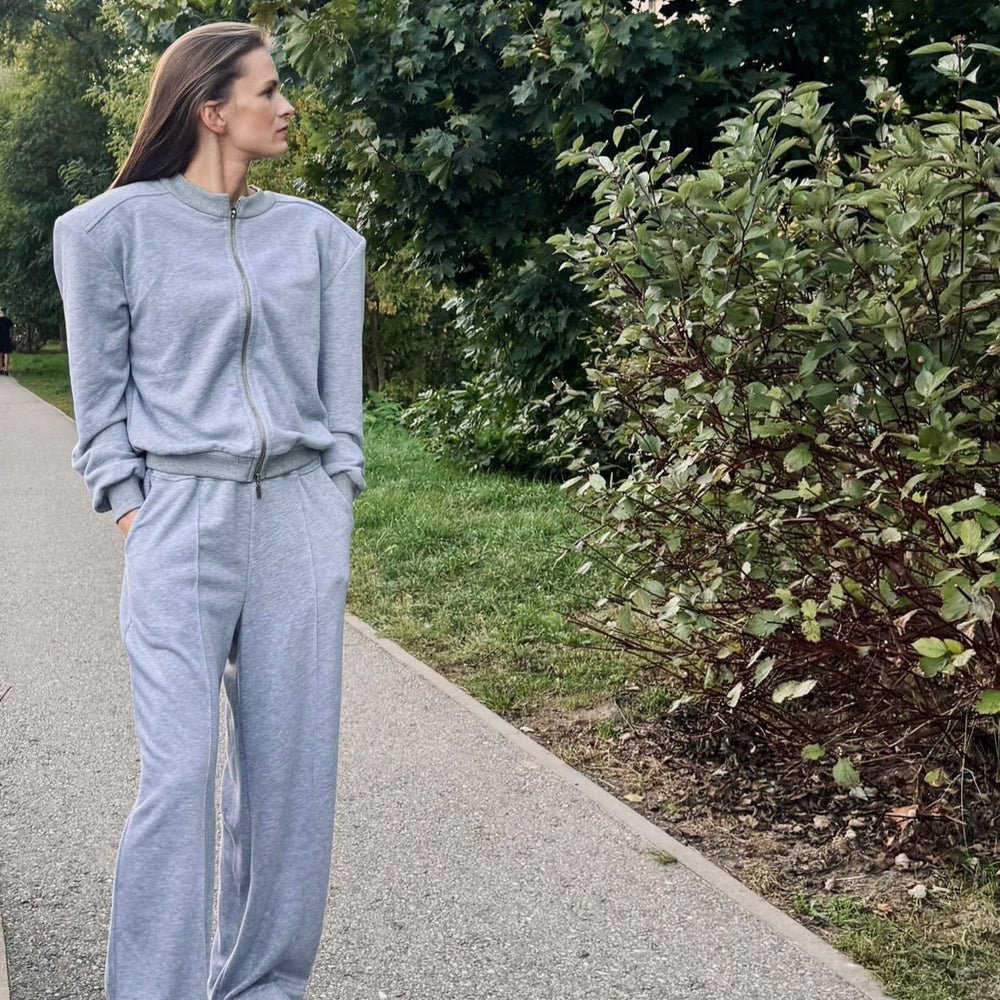 
                  
                    Pre-oder: Barbora Leisure Set
                  
                