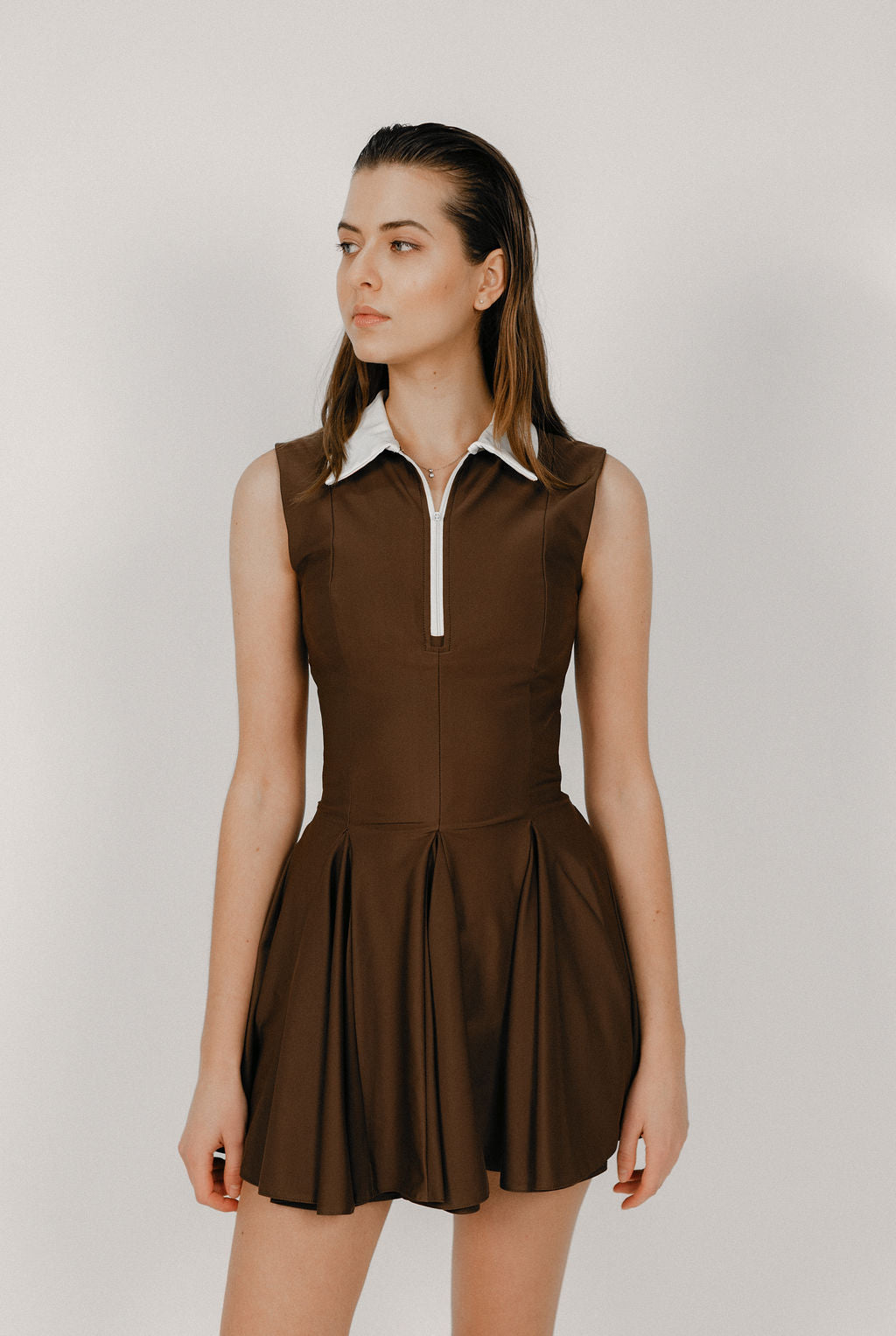 Lina x ONA ROMA: Brown dress with vanilla collar Ona Roma Lina x ONA ROMA: Brown dress with vanilla collar Ona Roma